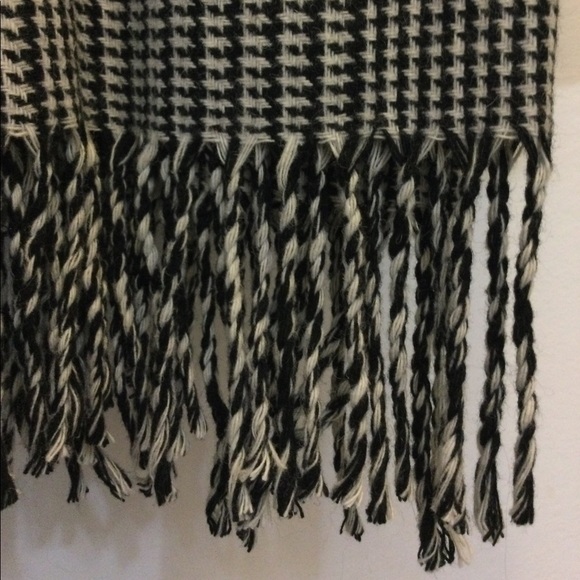 Wool Blend Fringe Houndstooth Plaid Pants - Picture 6 of 7